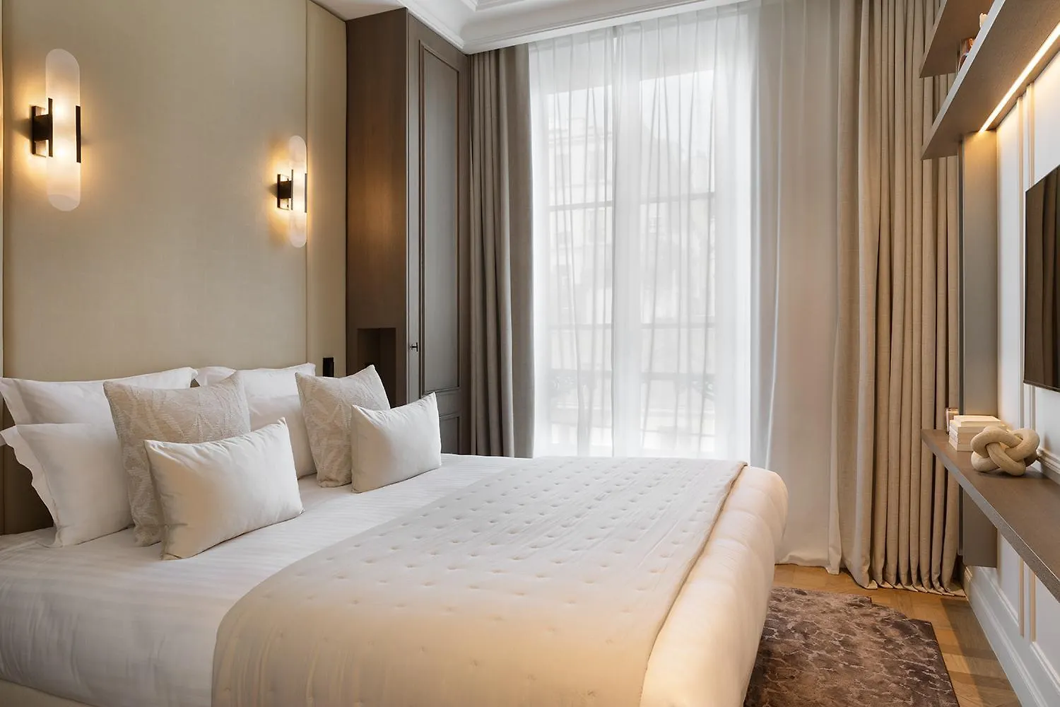 Thelander - Serviced In Champs Elysees Appartement Parijs